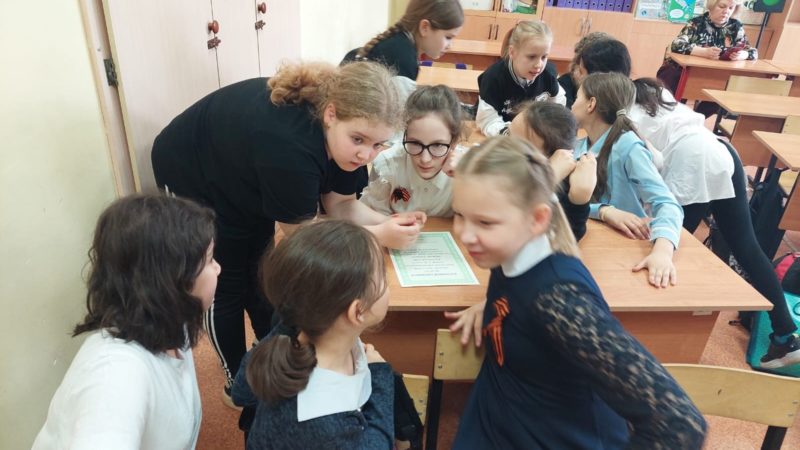 Дороховские школьники вспоминали сказки Шарля Перро