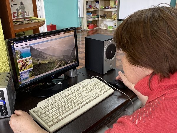 Лидинские пенсионеры задумались о мире, в котором мы живем