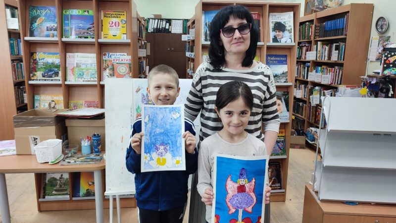 В Тучковской библиотеке рисовали Фею Сирень