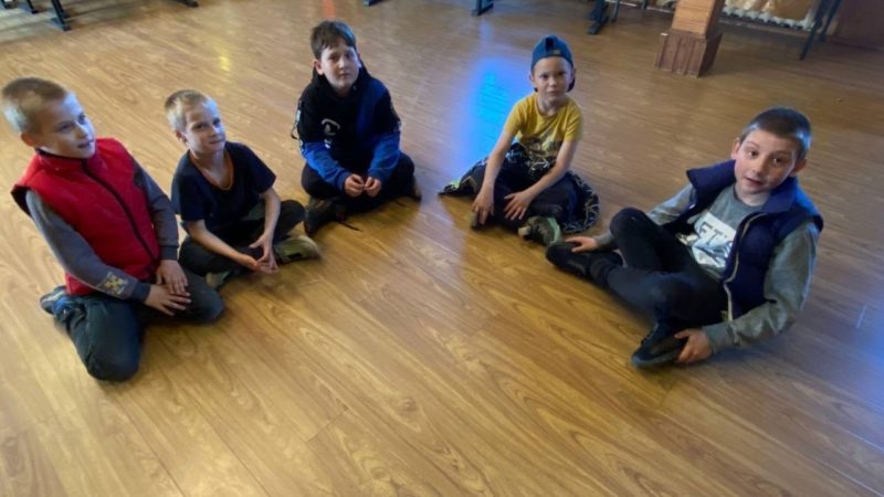 Орешкинцы веселились в клубе