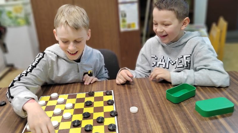 В Краснооктябрьской библиотеке – шашечный турнир