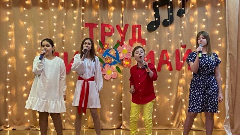 В Орешках прошел концерт ко Дню весны и труда