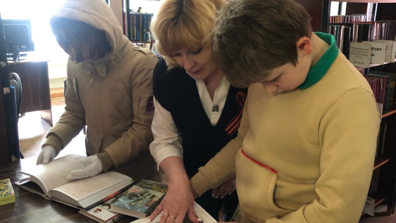 В Старониколаевской библиотеке поговорили о ВОВ