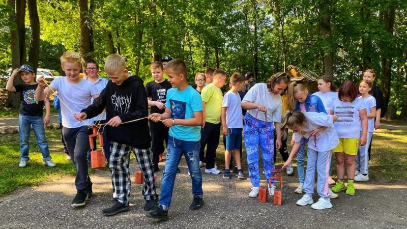 На Городке играли в пиратов