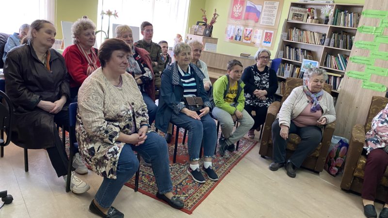 Брикетские пенсионеры вспоминали славные традиции Первомая