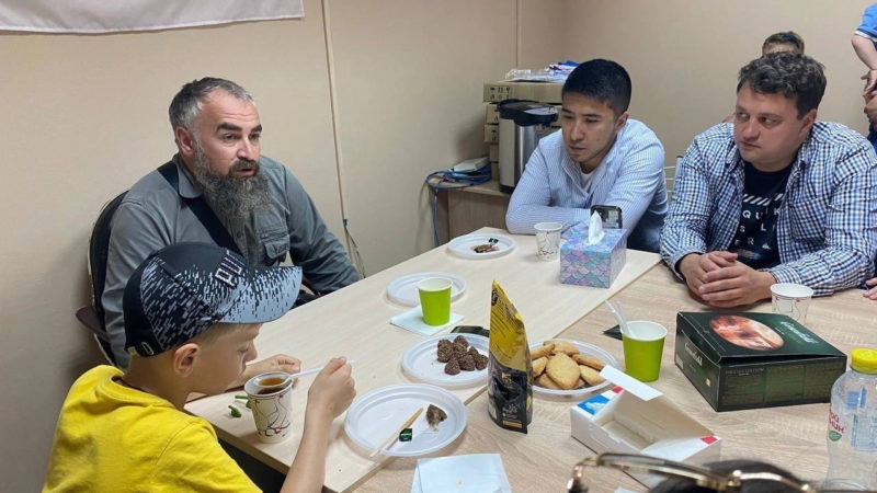 Молодогвардейцы встретились с участником СВО