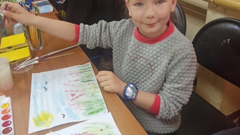 Беляногорцы занимались рисованием