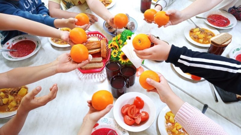 Ребята в лагере «Дружба» узнали, откуда родом овощи и фрукты