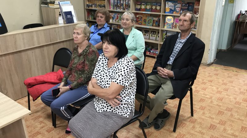 В Никольской библиотеке смотрели и обсуждали фильм «В бой идут одни старики»