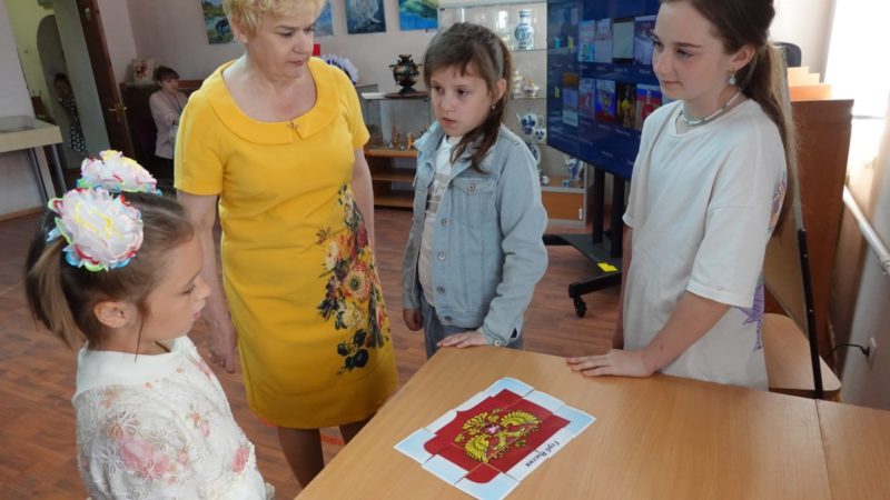 Юные ружане приняли участие во флешмобе «Вперед, Россия!»