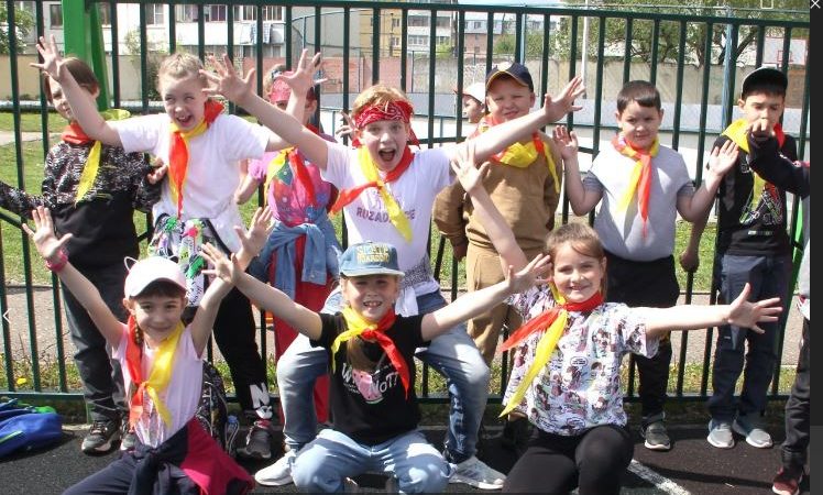 Николай Пархоменко пожелал детям здоровья, улыбок и радости