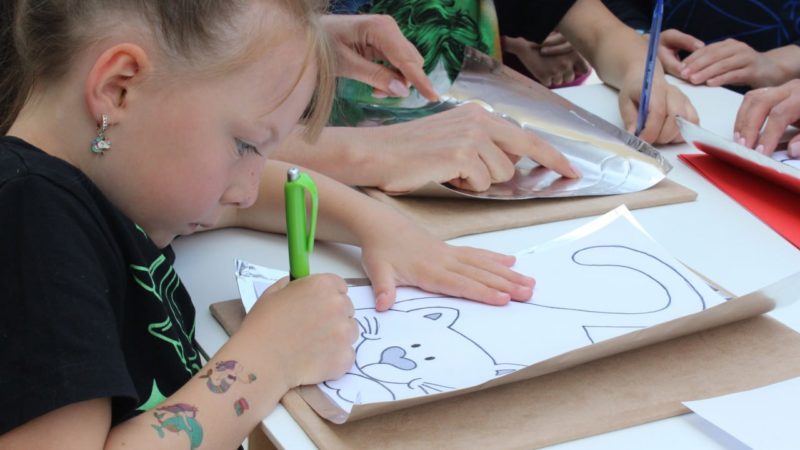 В музее «Зоя» будут делать чеканку и маски народов мира