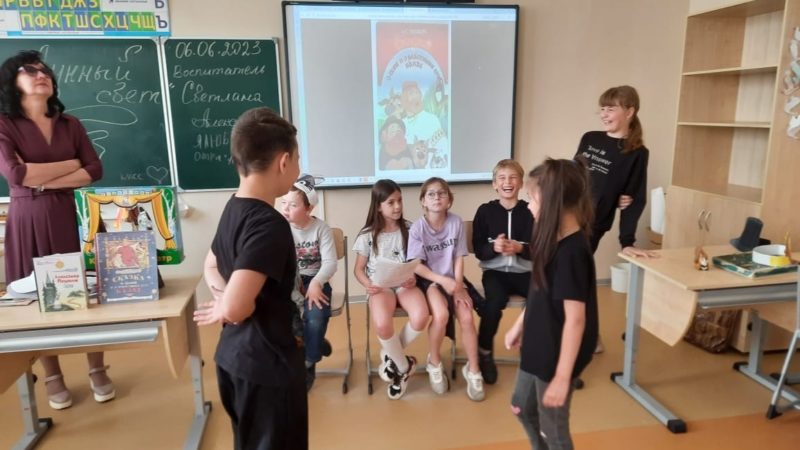 Тучковцы читали Пушкина и делали инсценировки по его сказкам