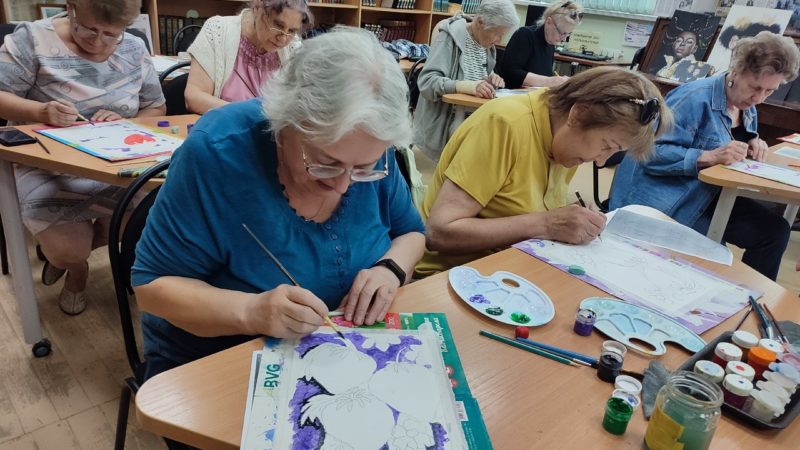 «Клубничное угощение» в Тучковской библиотеке