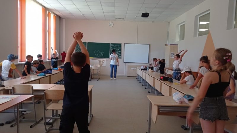 Встреча в школьном лагере Тучково посвящалась Земле и ее богатствам