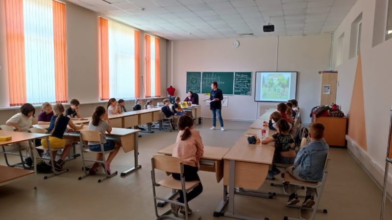 В школьном лагере Тучково – литературный час