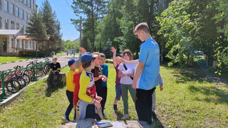 Волонтеры провели интеллектуальный квест