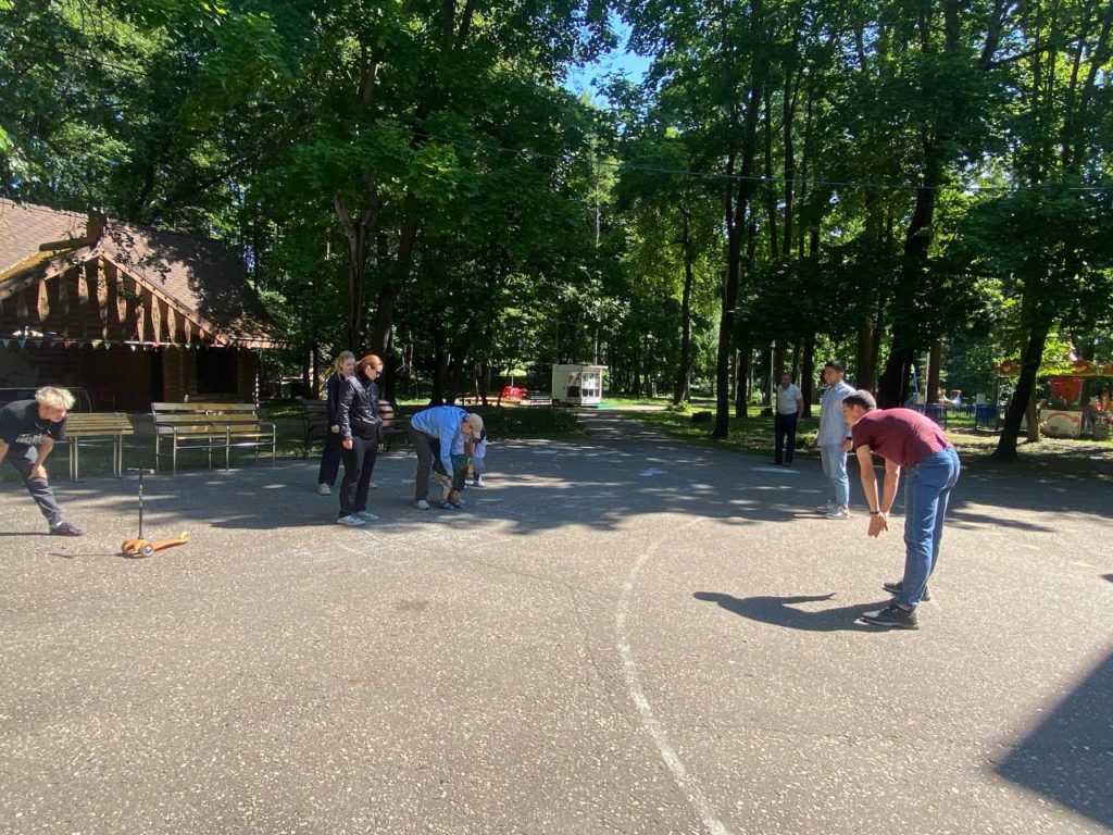 Утро на Городке началось с зарядки | 22.06.2023 | Руза - БезФормата