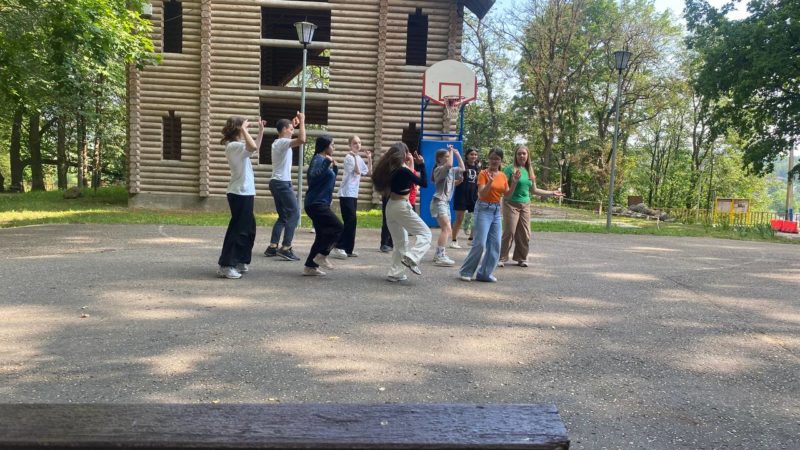 Посетители Городка занимались современной хореографией