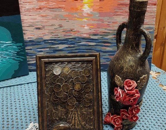 Жители Нововолково представили свои творческие работы