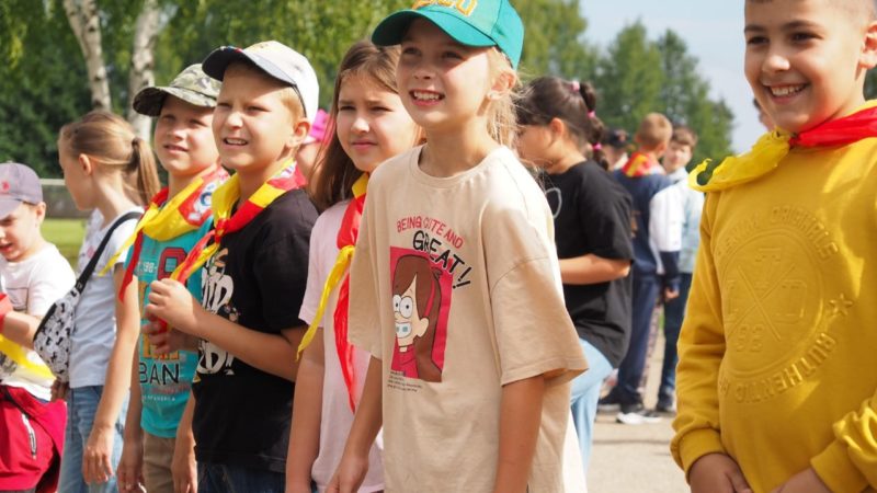 Воспитанники клуба «Каникулы в Молодежке» побывали в музее, на Городке и библиотеке
