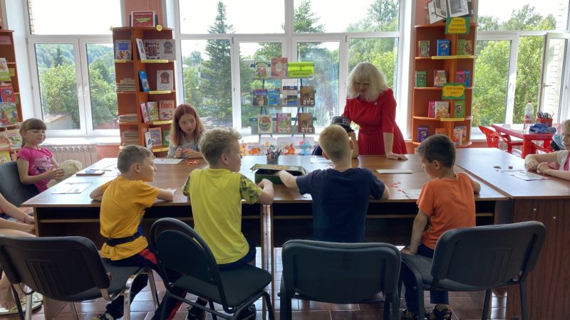 Лидинцы весело и познавательно провели время в библиотеке