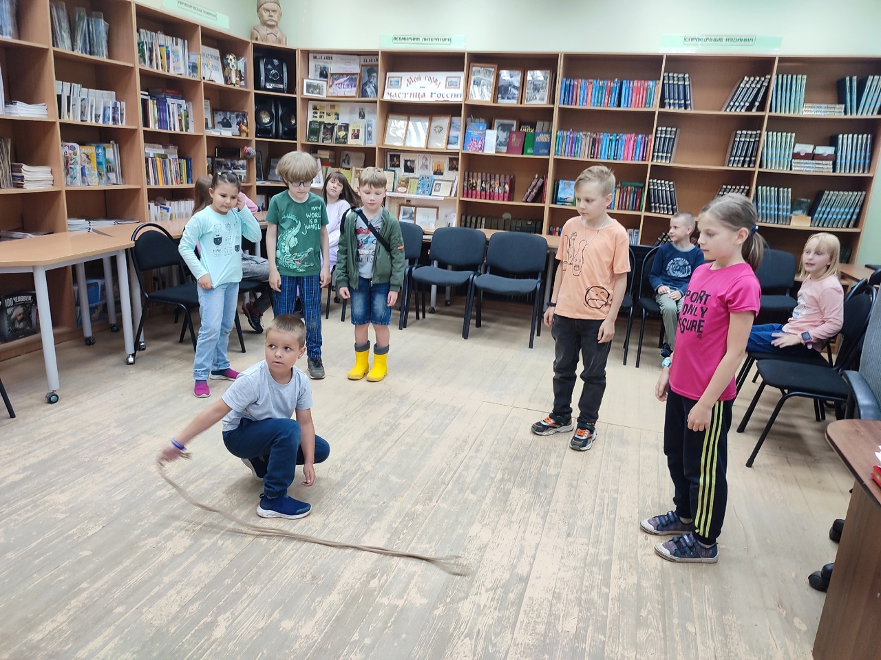 В Тучковской библиотеке вспоминали игры минувших лет | 31.07.2023 | Руза -  БезФормата