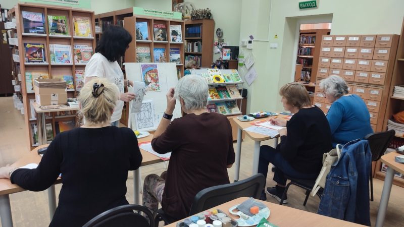 Тучковцы передавали настроение на бумаге