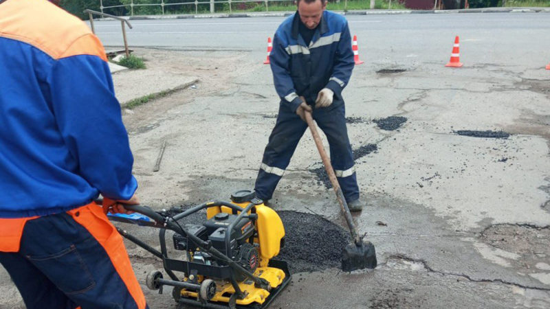 В Рузском округе ремонтируют дорожное полотно