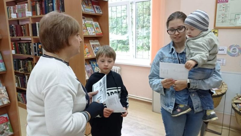 В Тучковской библиотеке – об опасности выпадения детей из окон