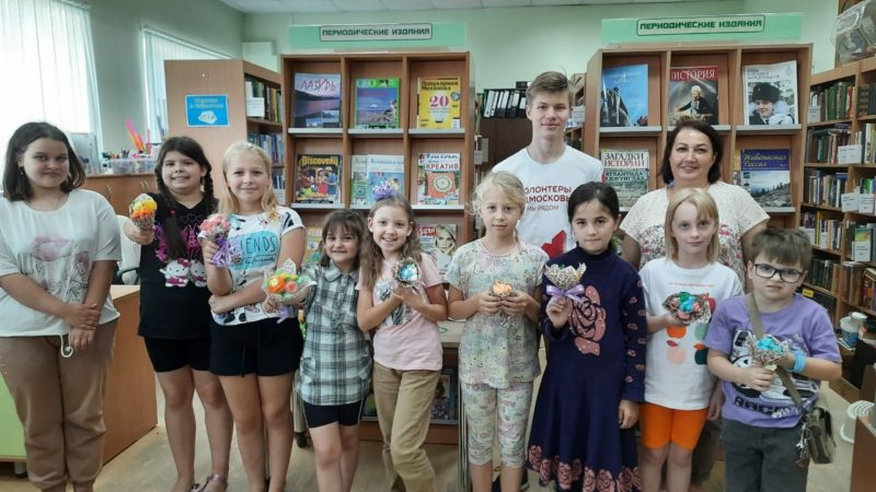 В Тучковской библиотеке салфетки превращались в цветы