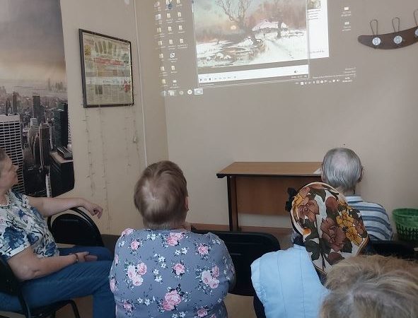 Волковские пенсионеры знакомились с шедеврами живописи