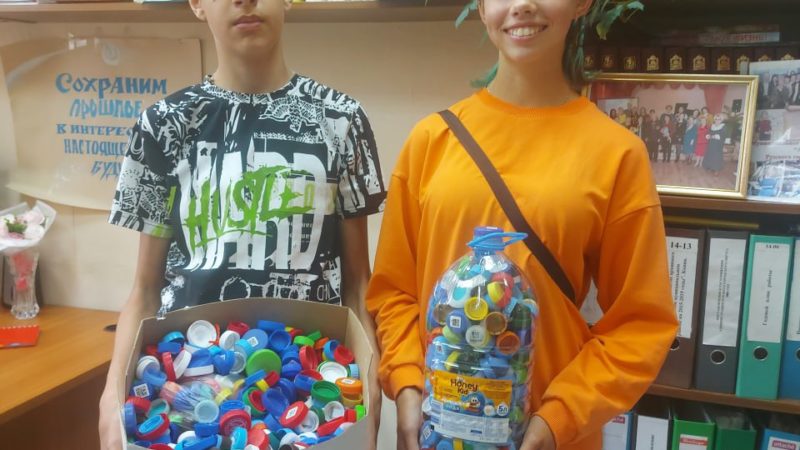 Активистам из Молодежного центра Рузского округа переданы «добрые крышечки»