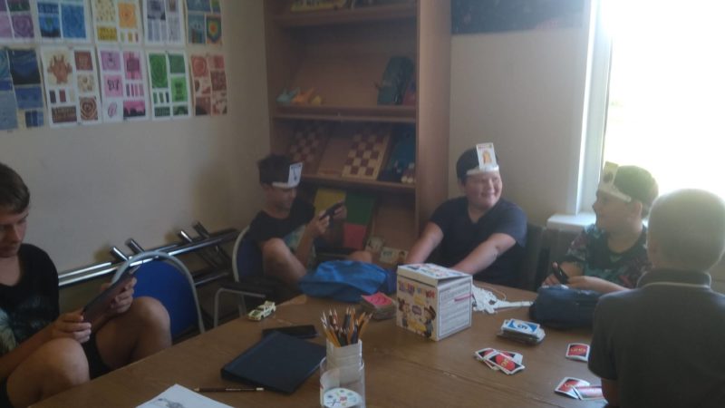 Юные орешковцы играли и общались в библиотеке