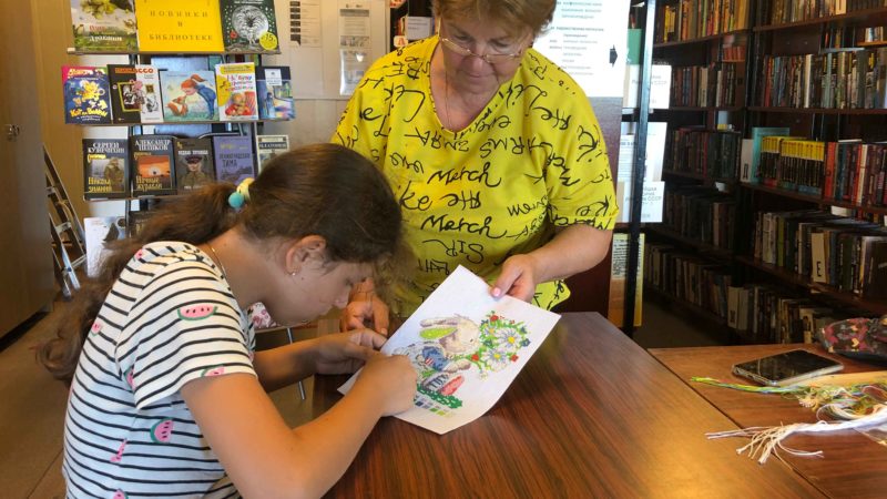 На улице жара, а в Сытьковской библиотеке – игры