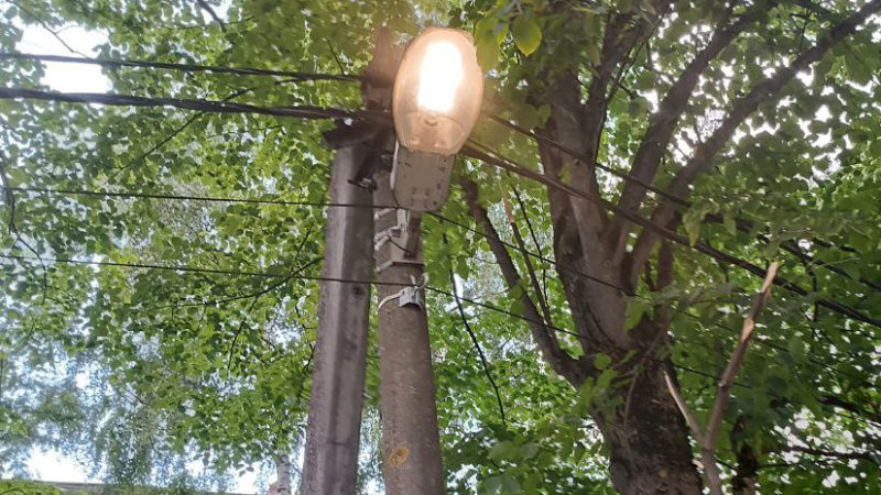 В Рузском округе ремонтируют светильники