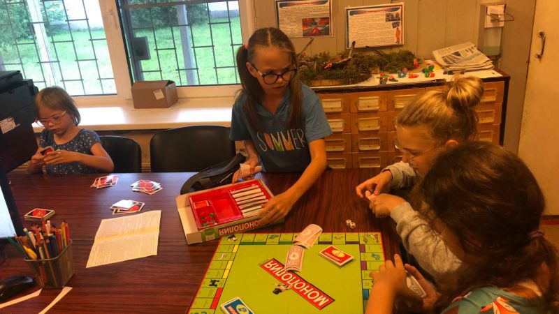 В Сытьковской библиотеке – клуб кино и игр