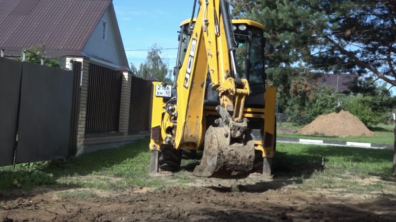 Замена аварийного участка водопровода в деревне Нововолково