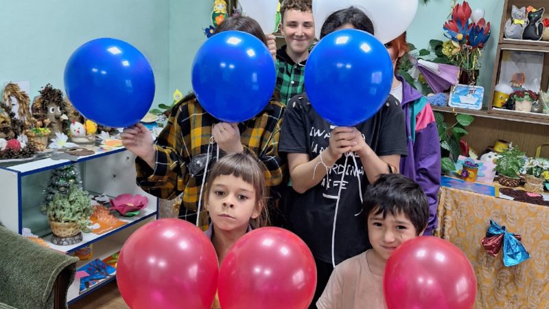 Барынинцы отметили День Государственного флага РФ