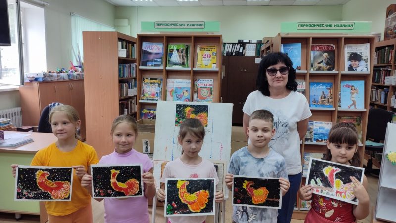 Юных художников Тучково вдохновила Жар-птица