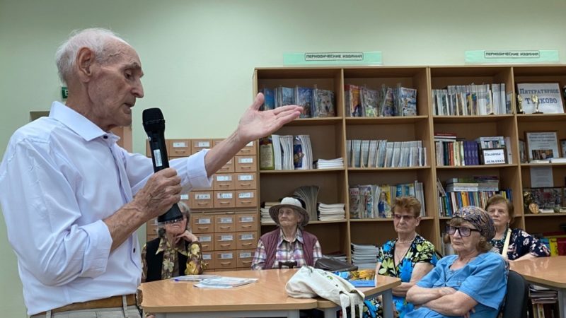 В Тучковской библиотеке – презентация книги местного автора