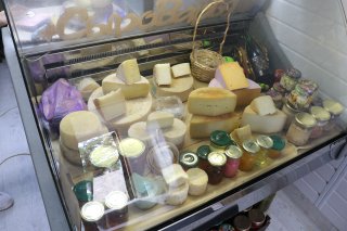 Сыр «Эко-Града» отмечен двумя наградами Международного конкурса