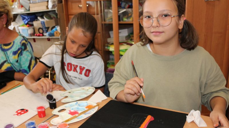 Дороховчане учились росписи по ткани