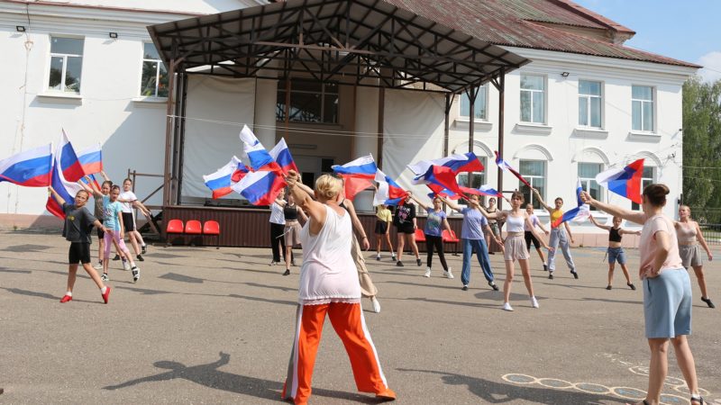 Танцевальные коллективы Дороховского ДК репетируют номера