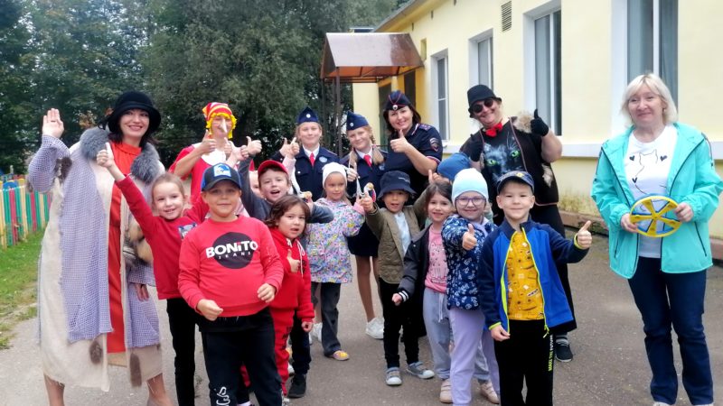 Маленькие тучковцы усвоили дорожную азбуку со сказочными персонажами