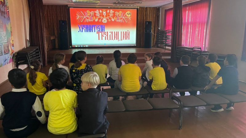 Юные никольцы узнали, как одевались их предки тысячу лет назад