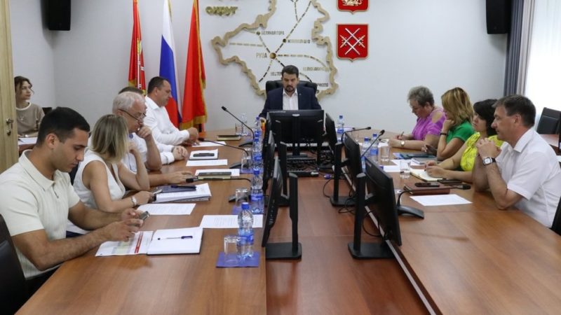 Николай Пархоменко обсудил  ход  реконструкции парка «Лукоморье»