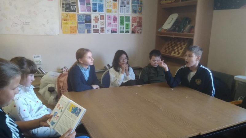 В Орешковской библиотеке обсуждали, что делать в опасных ситуациях