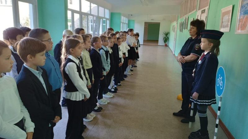 Никольским школьникам напомнили правила передвижения на самокате и велосипеде