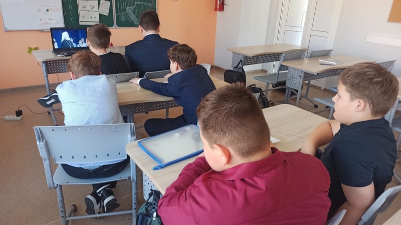 Тучковские школьники составляли портрет наставника будущего